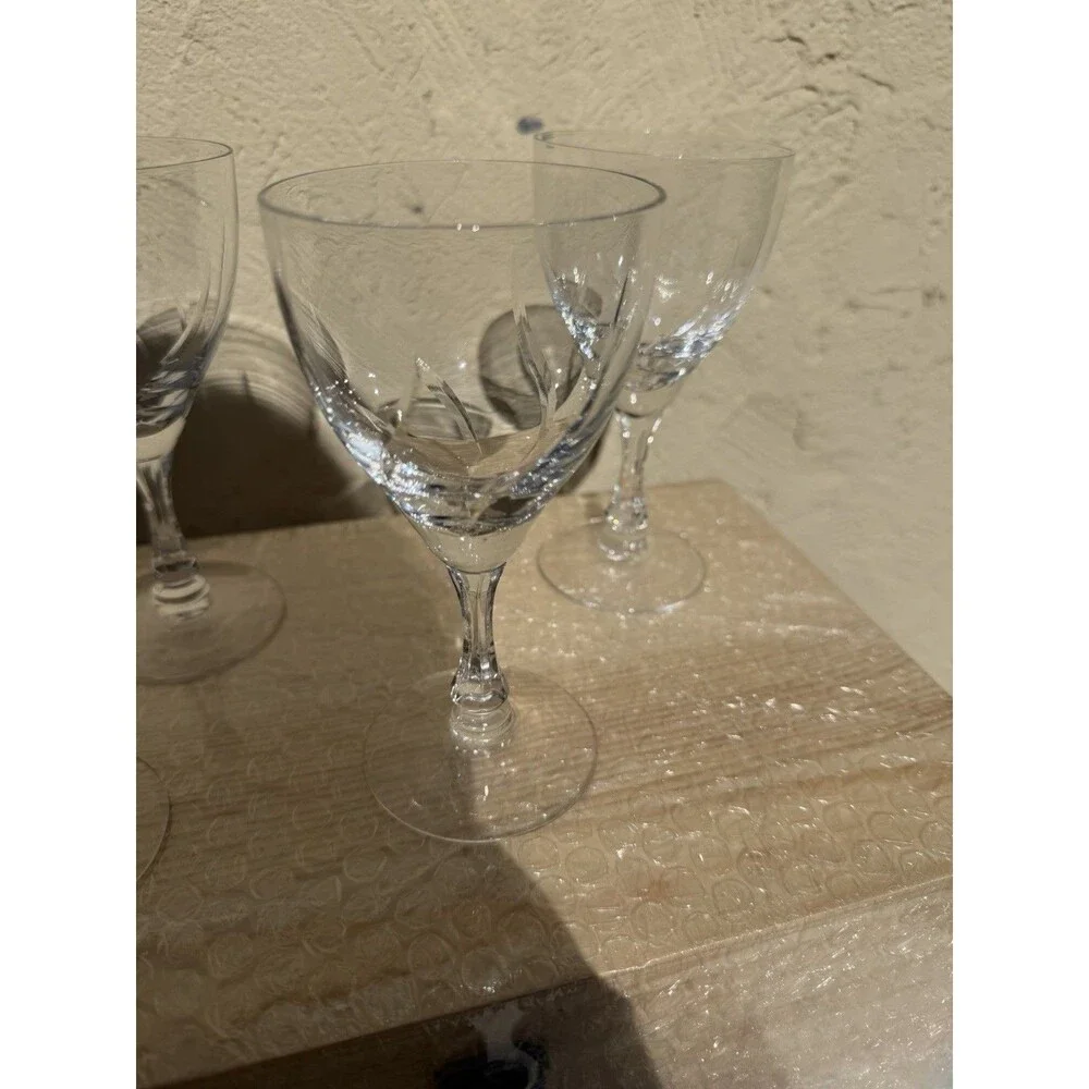SET OF 7- Fostoria Crystal Chapel Bells Wine Glass 5 1/4" - Picture 2 of 3